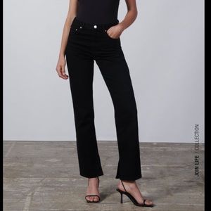 🤍 ZARA The 90’s Slim ZW with Split Hem Jeans in Black NWOT